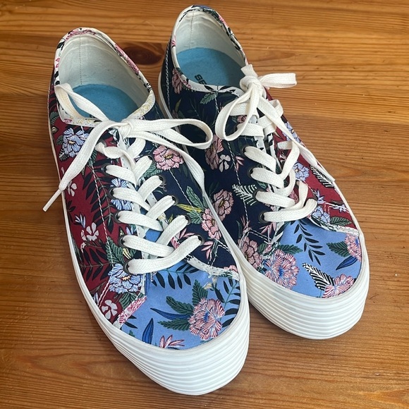 BEAVEES SHOES,  Monterey Sneakers Flower  Patchwork Poplin Twill Women’s 9.5 - Picture 1 of 11